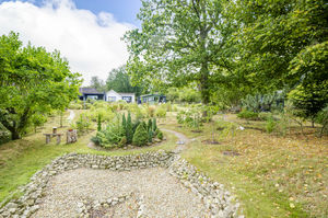 Photo 27- click for photo gallery